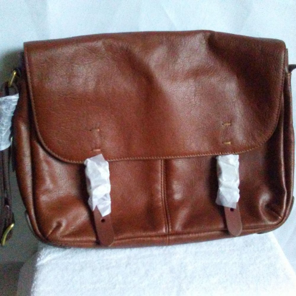 Mens Cross Body Leather Fossel Bag